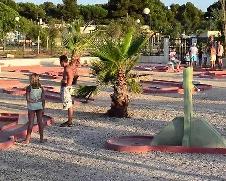 Mobilhome Les Agapanthes Au Camping Les Pins Maritimes * Hyeres