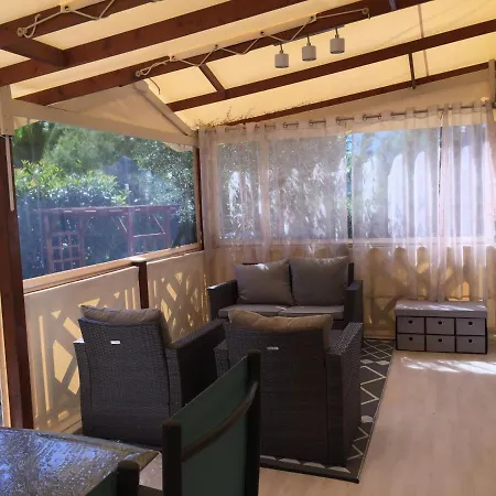 Mobilhome Les Agapanthes Au Camping Les Pins Maritimes Apartment